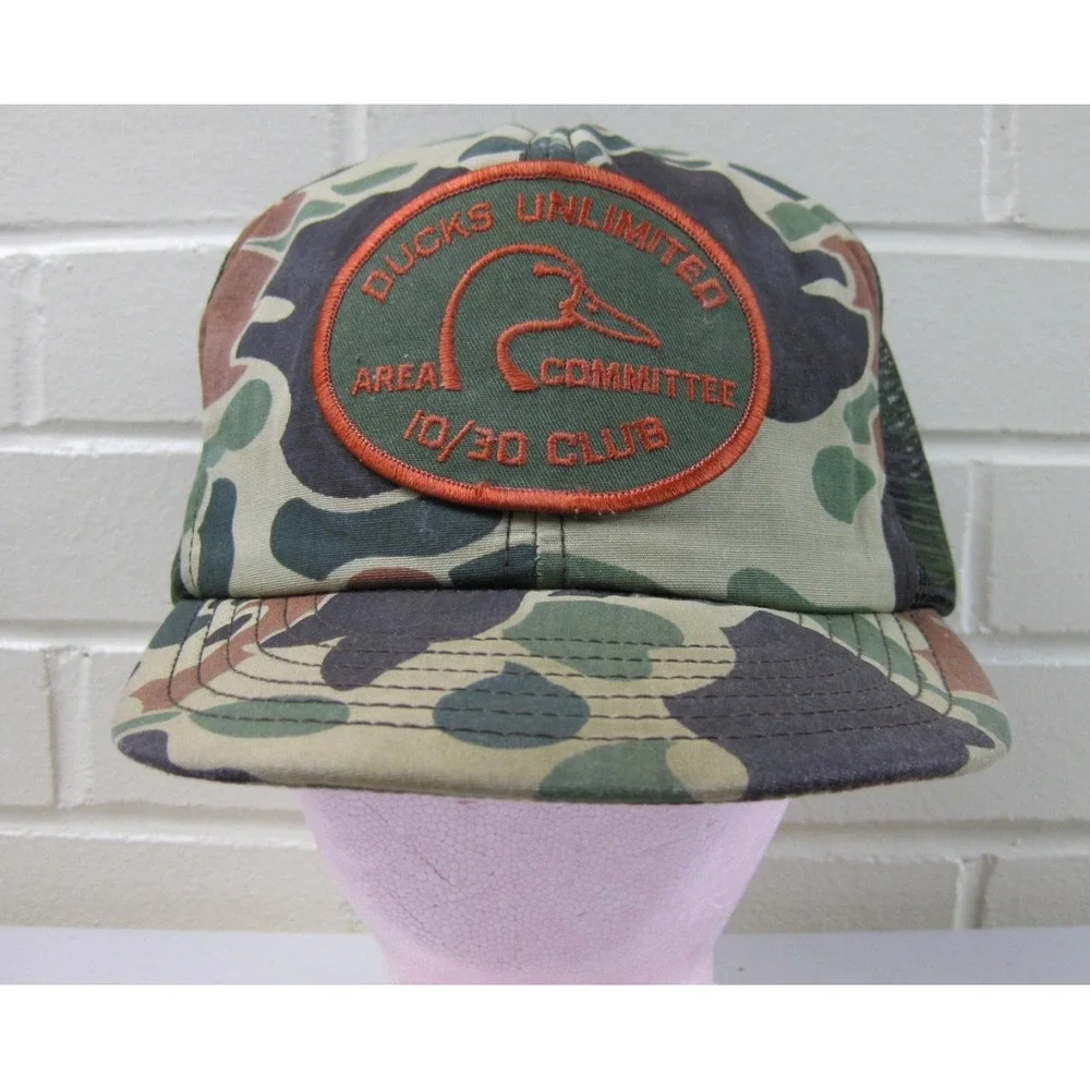Vintage Ducks Unlimited  Trucker Hat Area Committee 10/30 Club Camo Snapback Cap